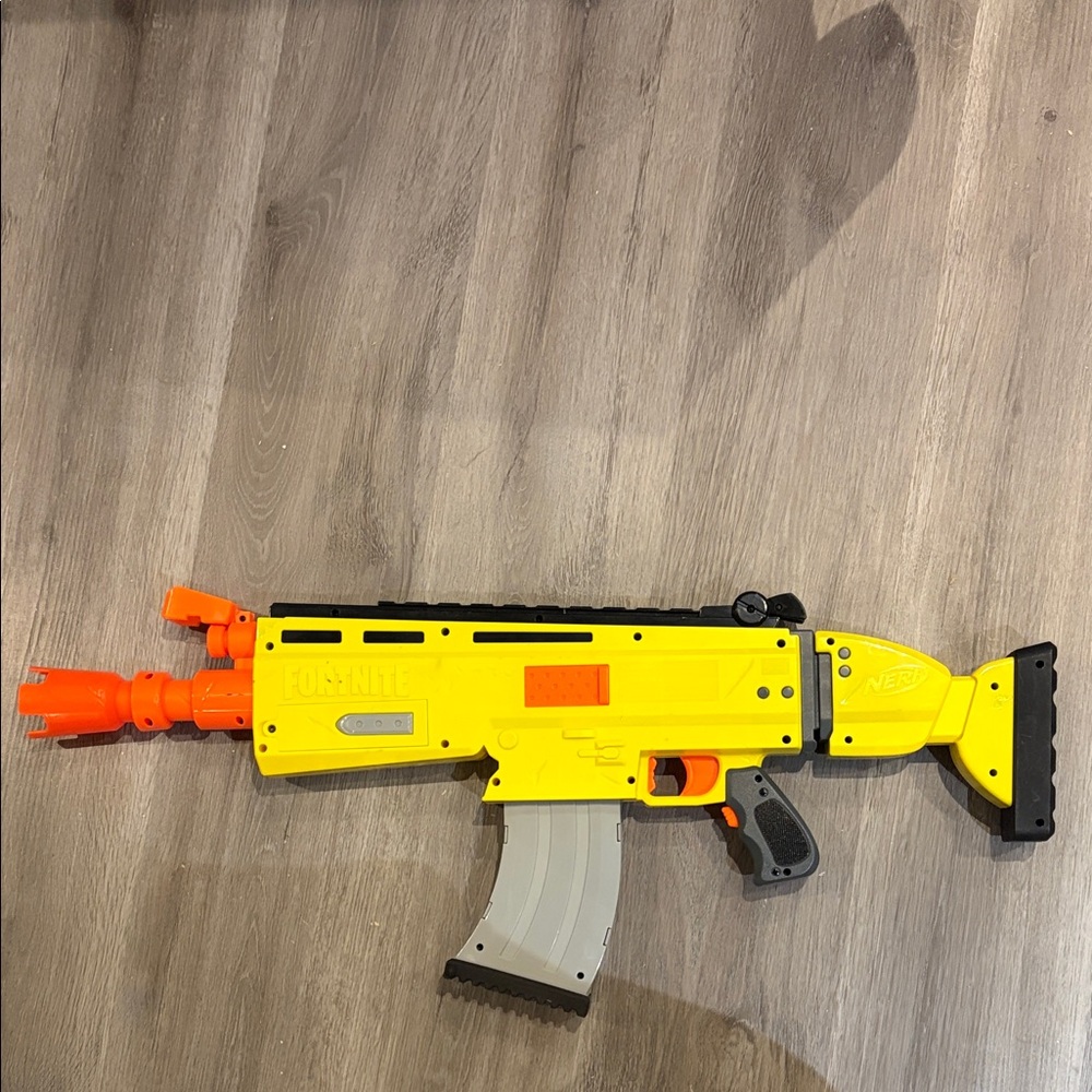 Nerf Fortnite Yellow and Gray Blaster